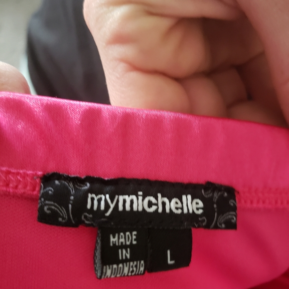 Dress - Picture 3 of 3